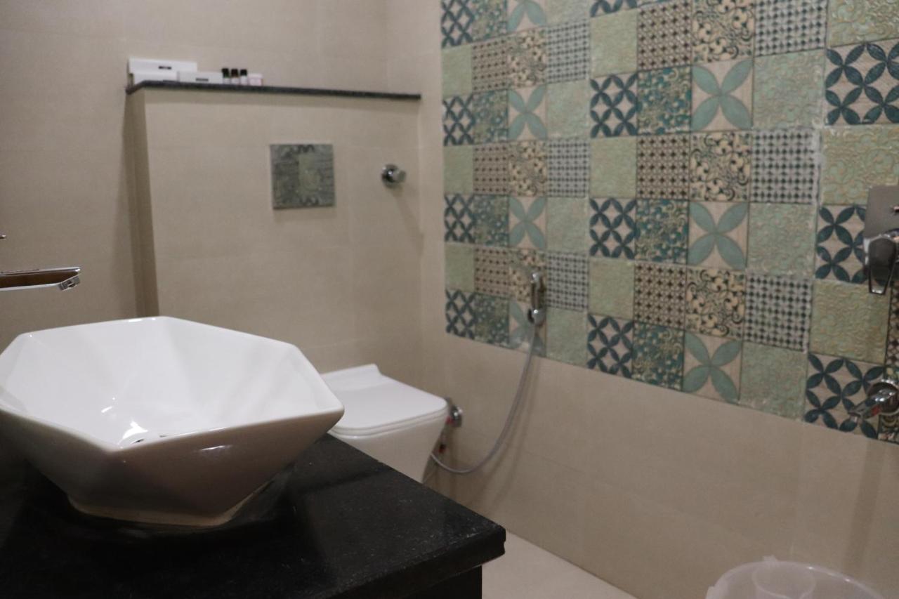 Hotel Jmb Jodhpur  Eksteriør billede